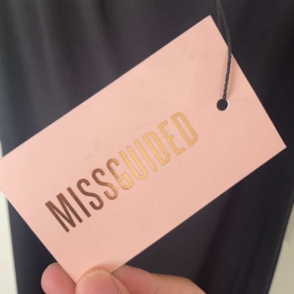 NWT MISSGUIDED Cowl Neck Ruched Tie Mini Dress - Picture 9 of 9